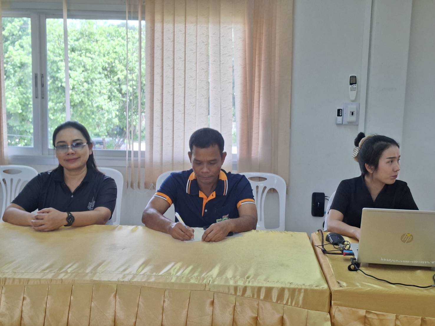 title - ผู้ตรวจราชการ ส.ป.ก. ประชุมตรวจติดตามความก้าวหน้าผลการดำเนินงานตามแผนการตรวจราชการของ สำนักงานการปฏิรูปที่ดินเพื่อเกษตรกรรม ประจำปีงบประมาณ พ.ศ. 2569 รอบที่ 2  เขตตรวจราชการที่ 14 จังหวัดศรีสะเกษ